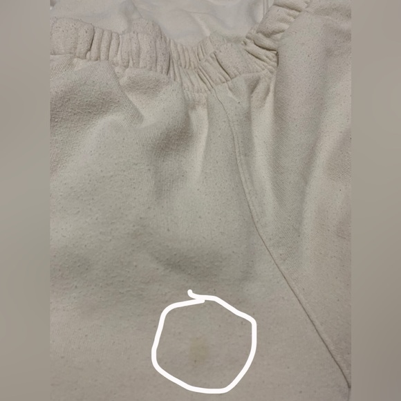 Cream colored brandy melville matching set <3 Chrystal hoodie and Rosa sweats - Picture 4 of 4